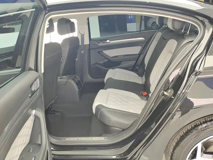Volkswagen Magotan — миниатюра 11