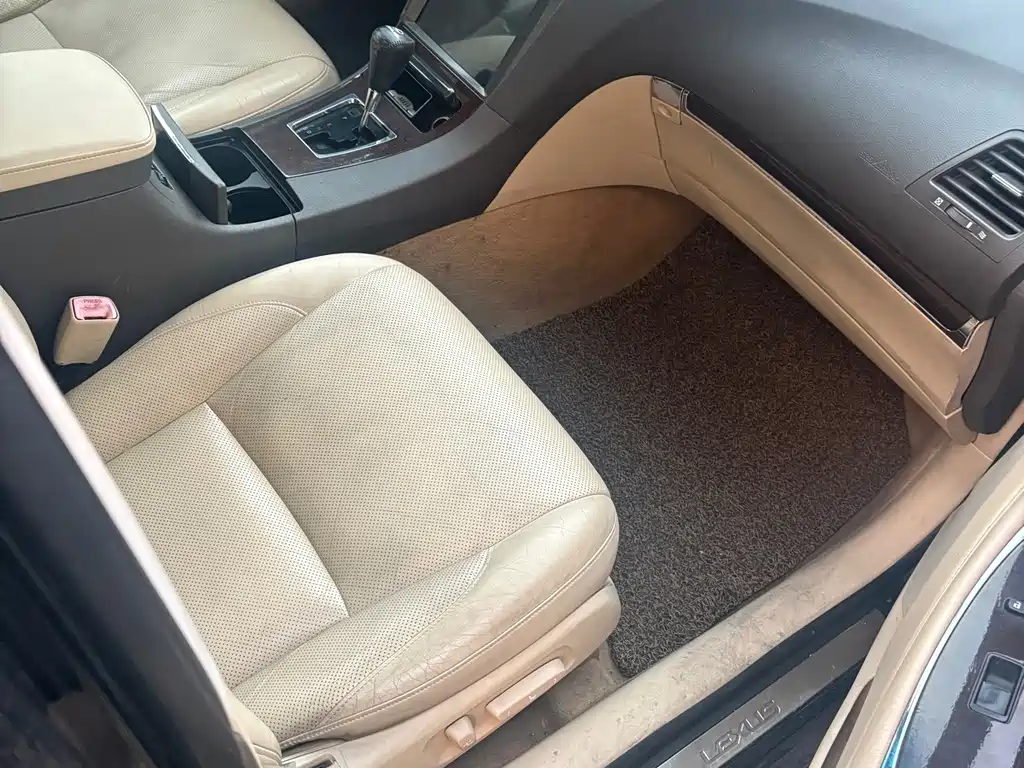 Lexus ES — миниатюра 6