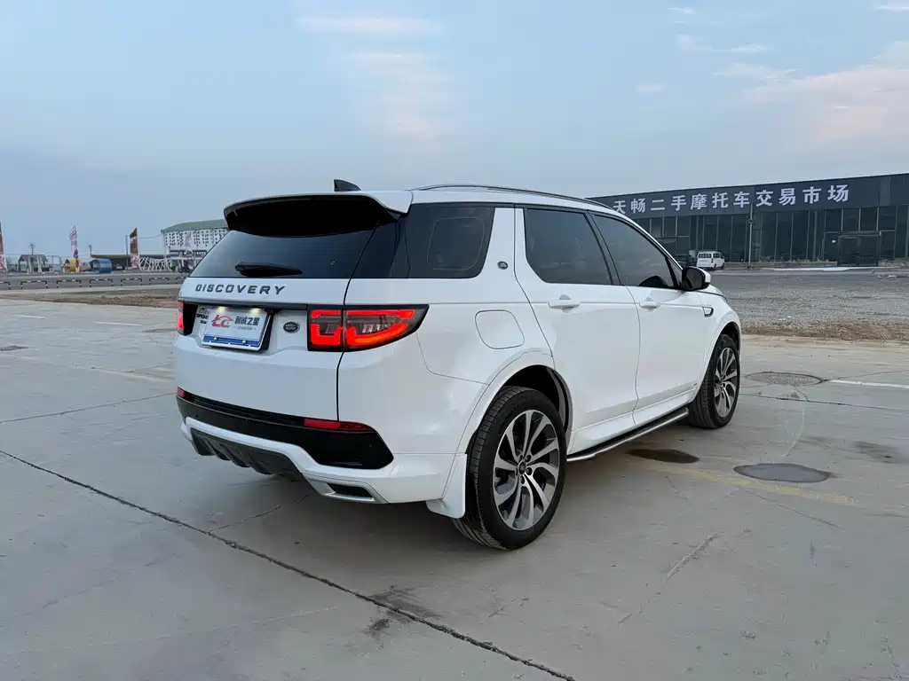 LAND ROVER DISCOVER SPORTS