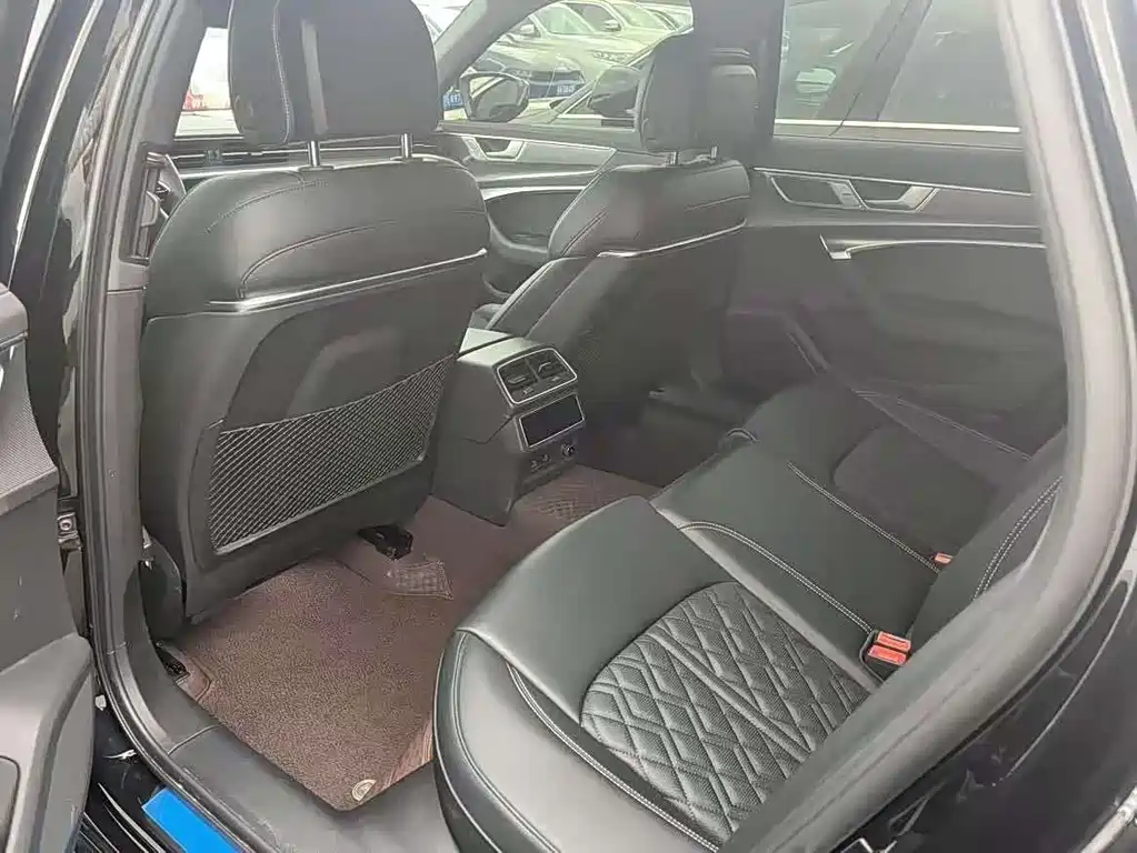 Audi A6L 2025 45 TFSI