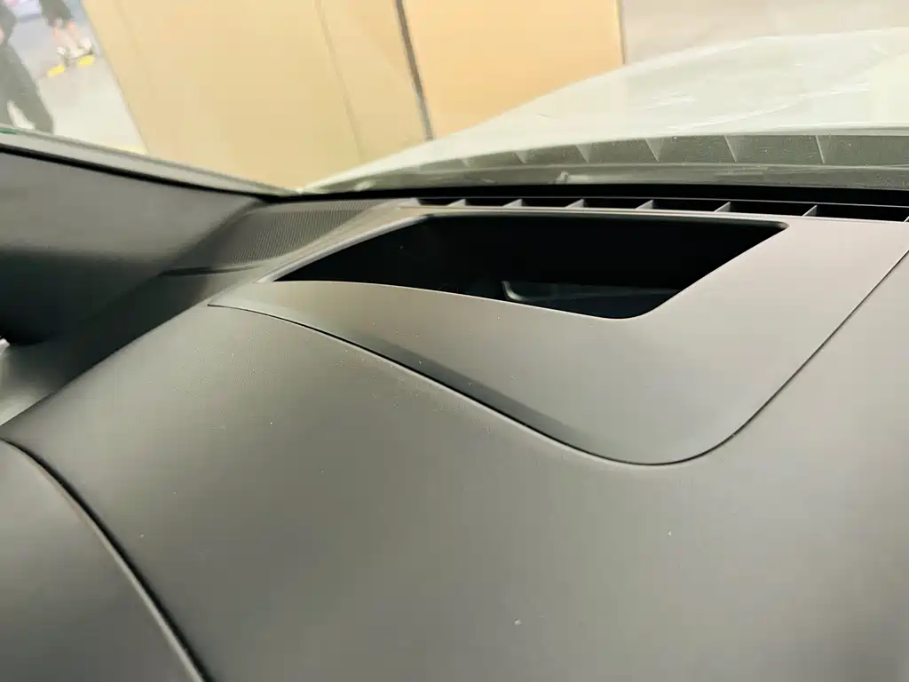 Porsche Cayenne — миниатюра 19