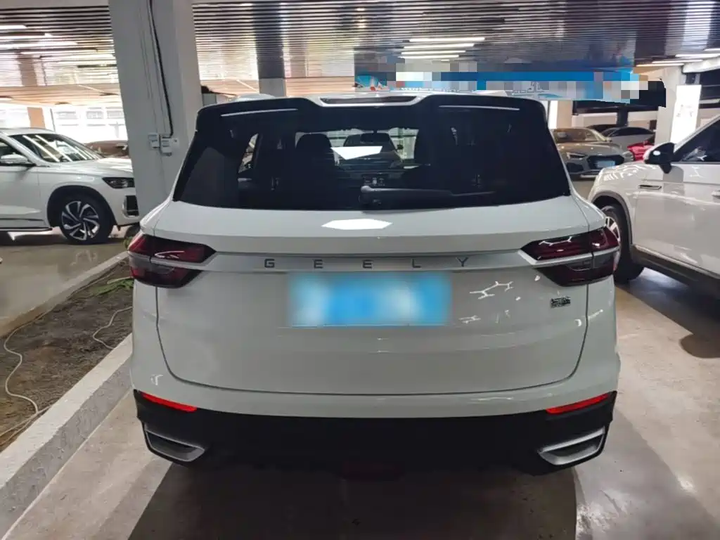 Geely Binyue — миниатюра 6