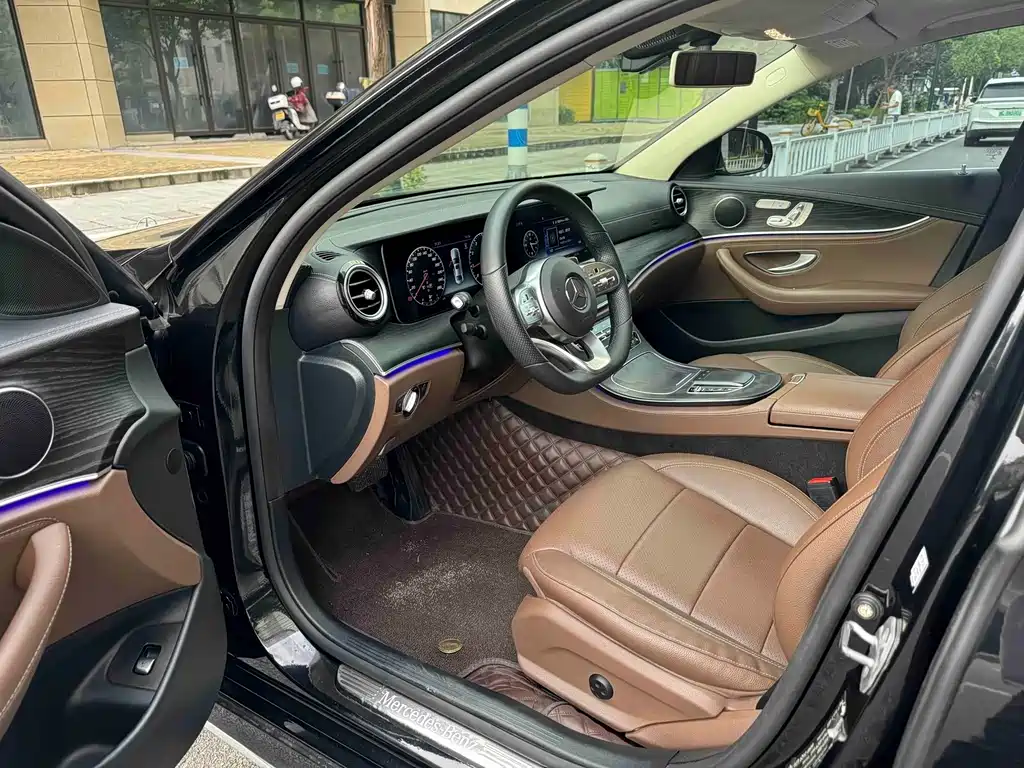 Mercedes-Benz E-Class E 2020 E 300 L Sport Fashion