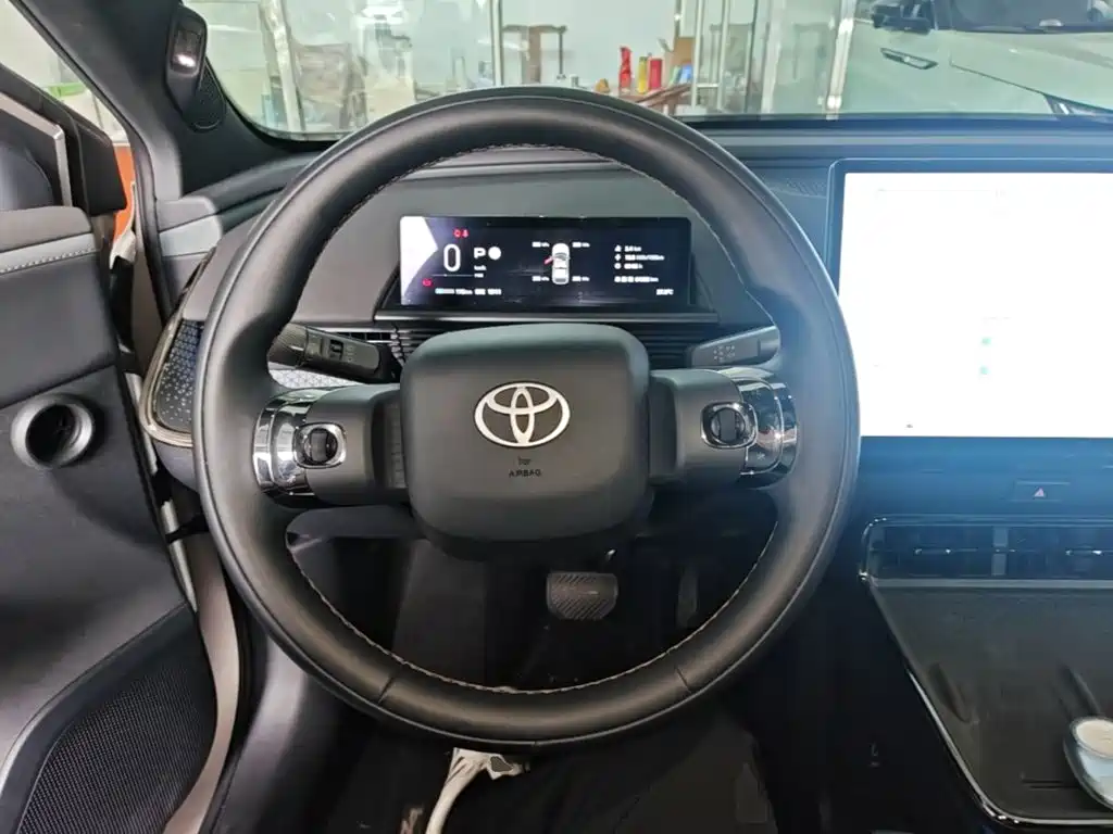Toyota bZ3X - фото 11