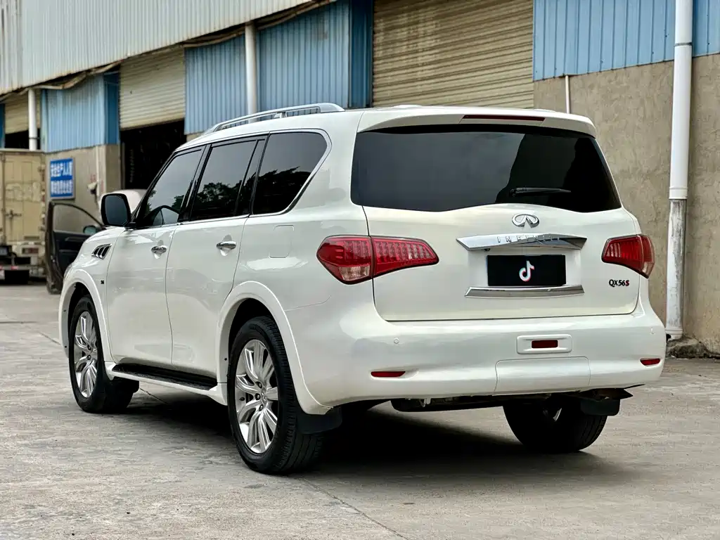 Infiniti QX 2011 QX56