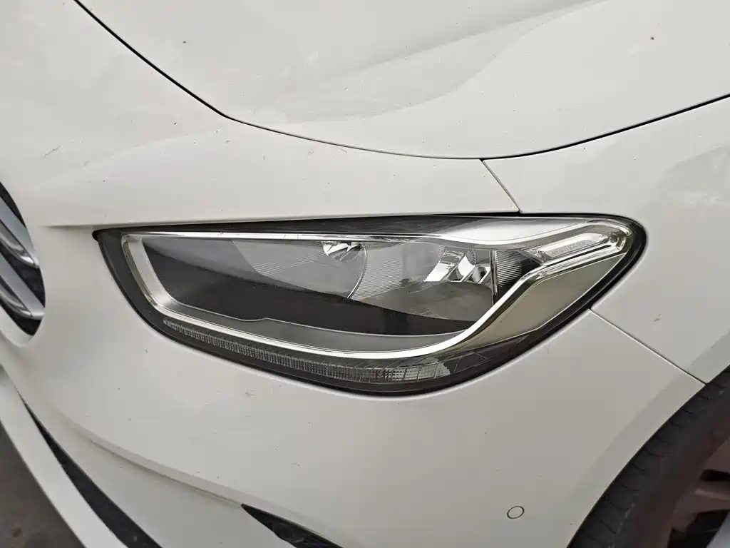Mercedes-Benz B-Class — миниатюра 9