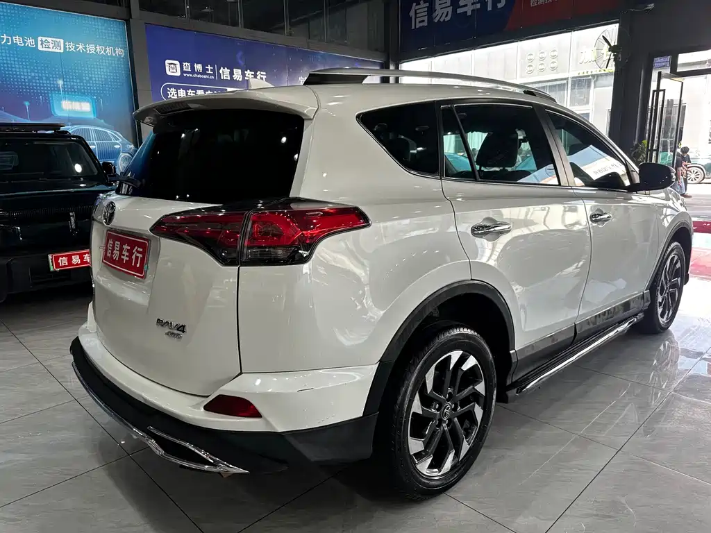 TOYOTA RAV4 RONGFANG