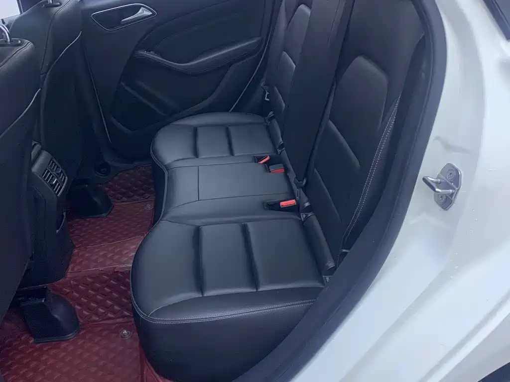 Mercedes-Benz B-Class — миниатюра 14