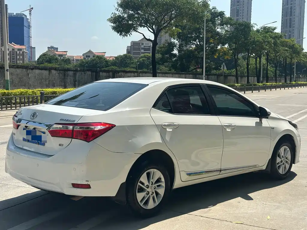 Toyota Corolla — миниатюра 6