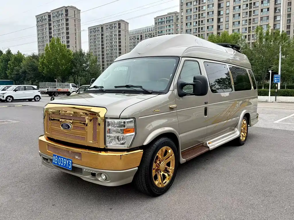 Ford E350 — миниатюра 3