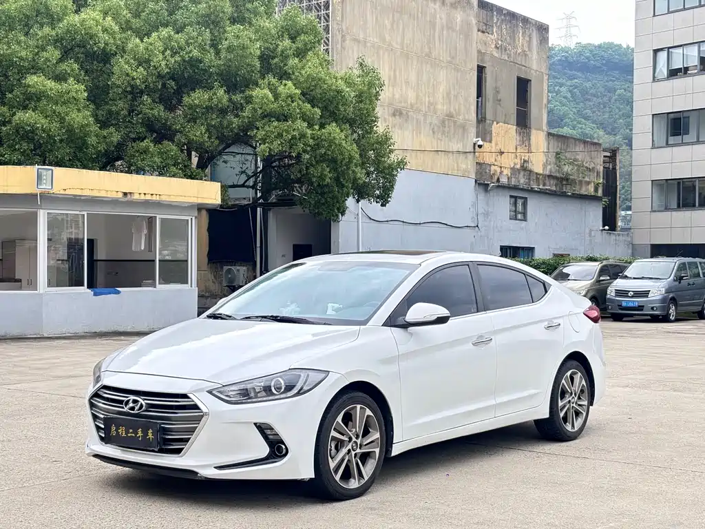 Hyundai Elantra 2019