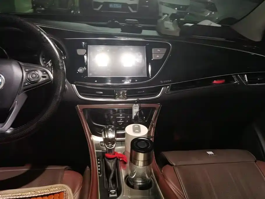 Buick Envision Plus — миниатюра 13