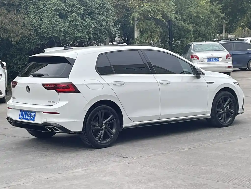 Volkswagen Golf — миниатюра 4