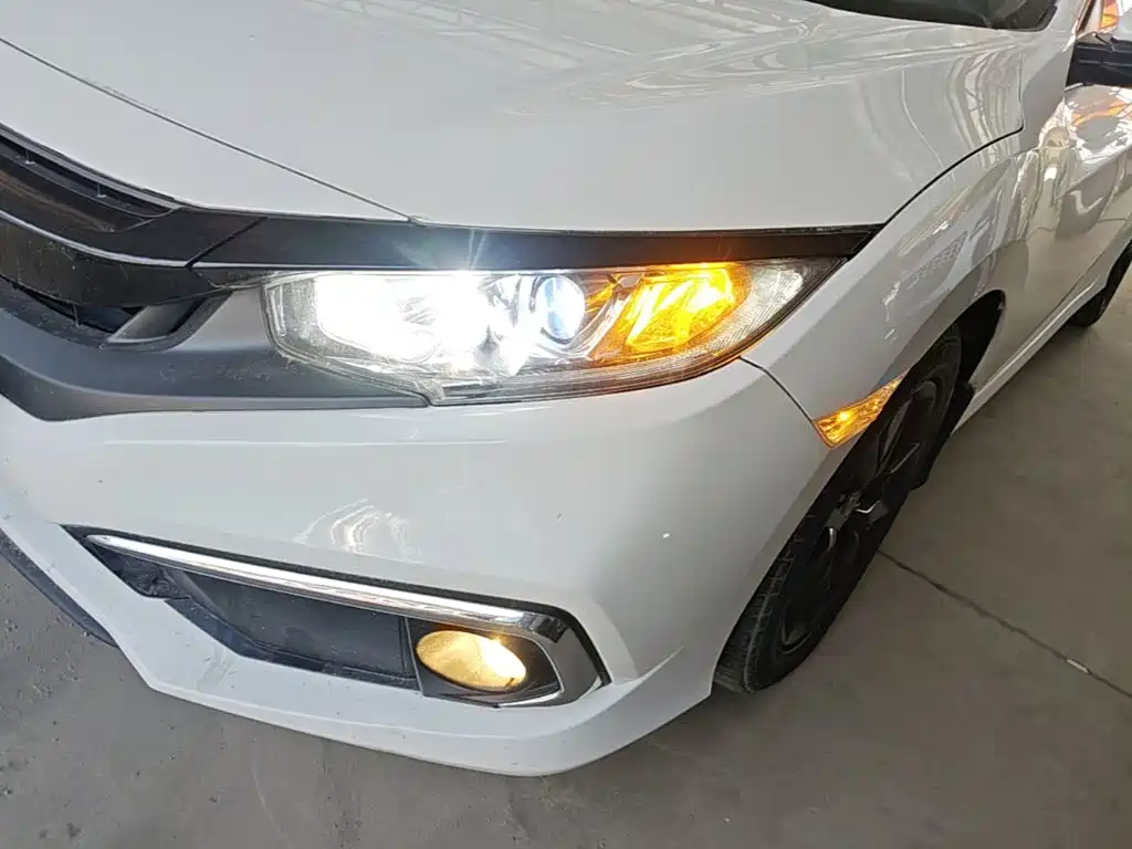 Honda Civic — миниатюра 24