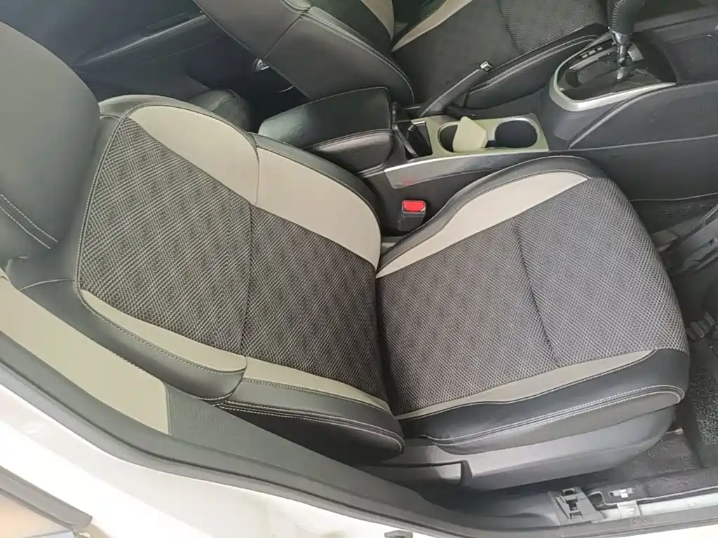 Nissan Qashqai — миниатюра 25