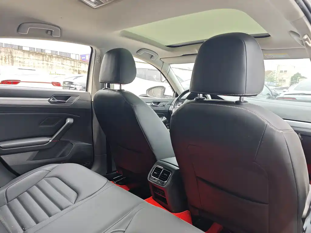 Volkswagen Lamando — миниатюра 6