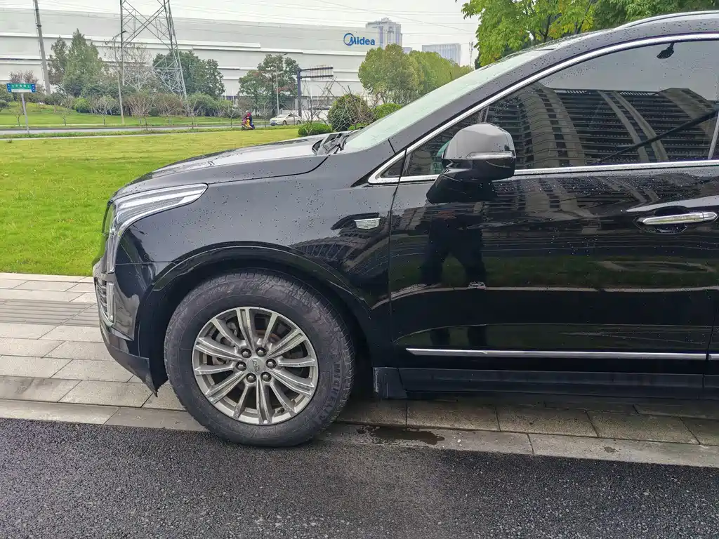 Cadillac XT5 — миниатюра 8