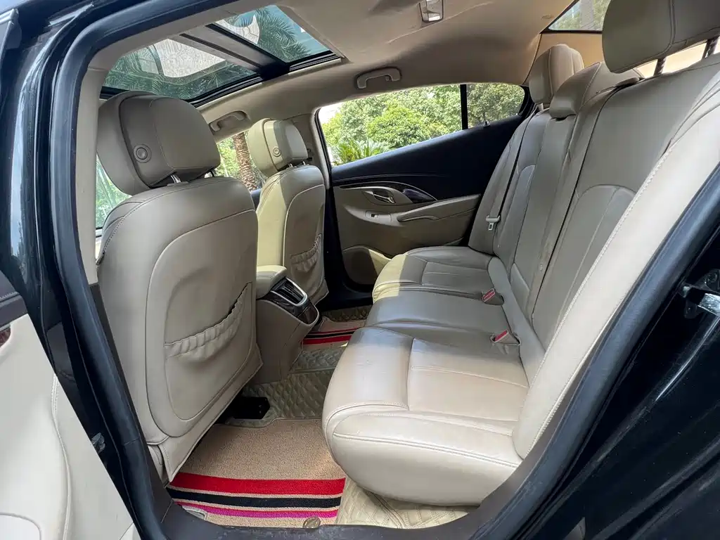 Buick LaCrosse — миниатюра 5