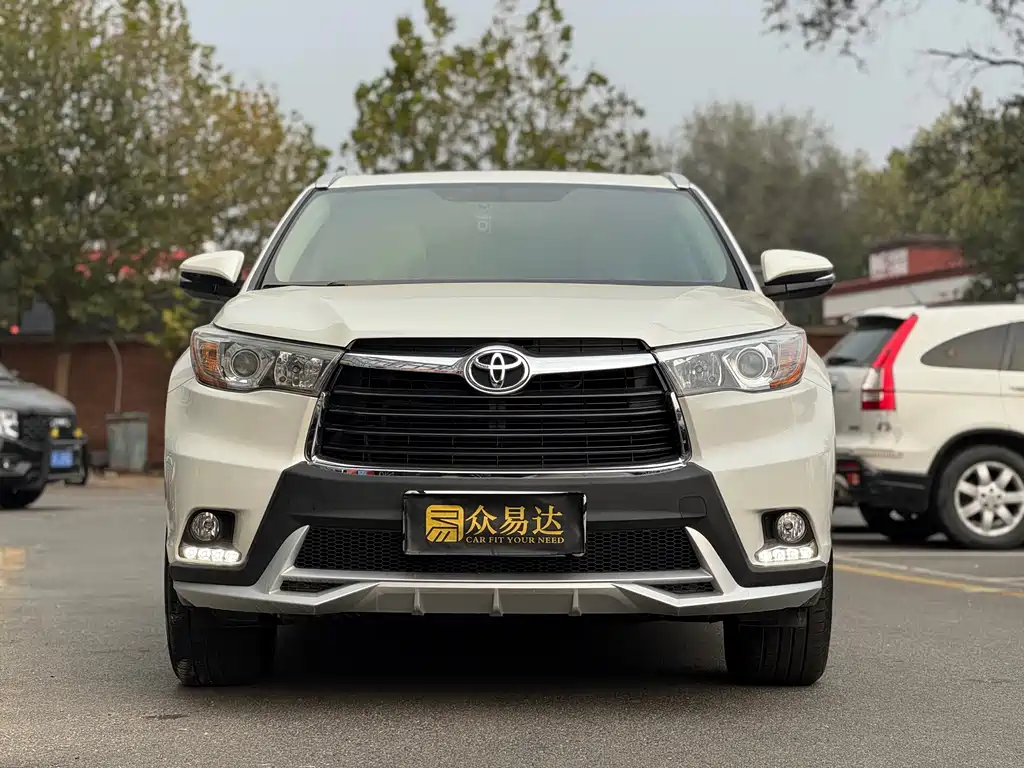 Toyota Highlander — миниатюра 2