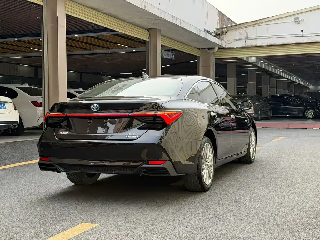Toyota Avalon — миниатюра 7