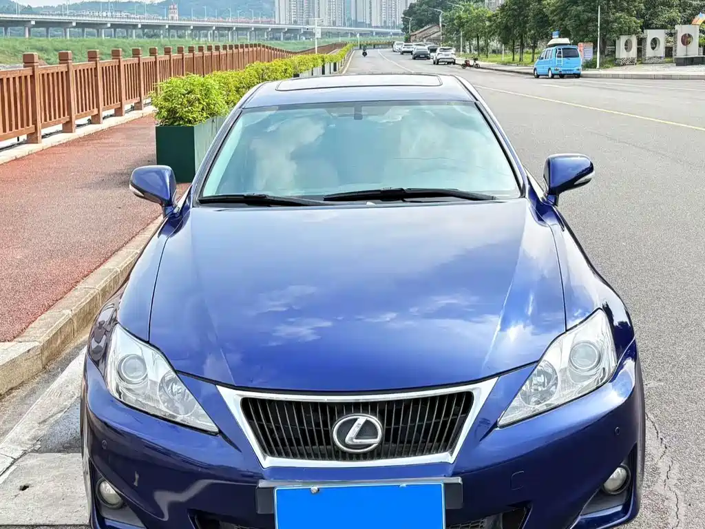 Lexus IS 250 Sport Edition, фото 2