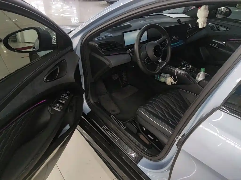 BYD Seal — миниатюра 16