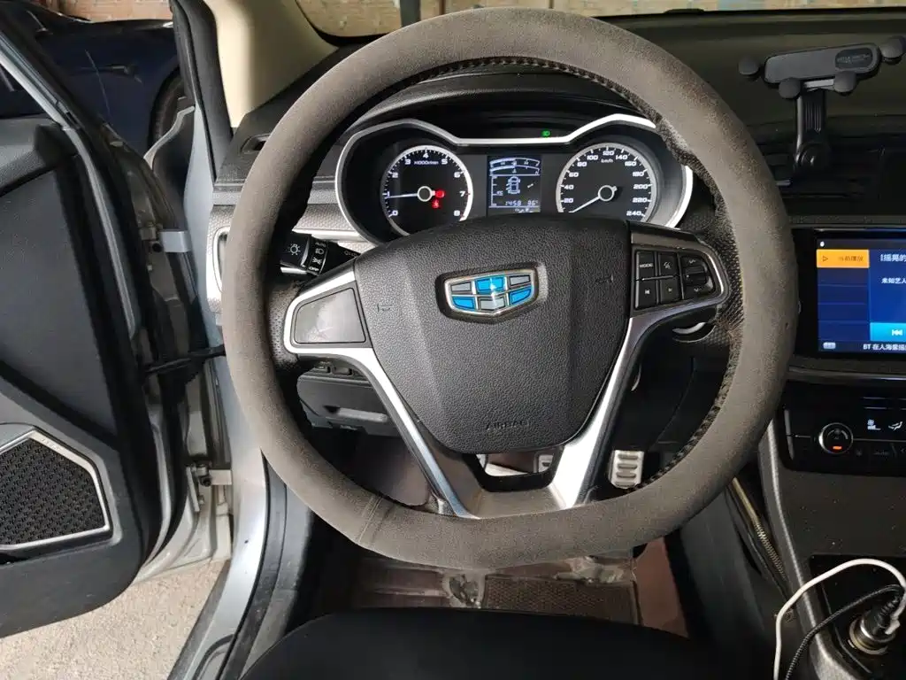 Geely Emgrand GS — миниатюра 11