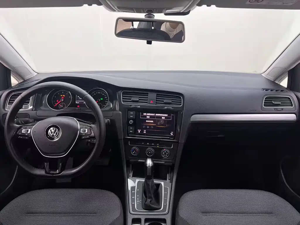 Volkswagen Golf — миниатюра 29