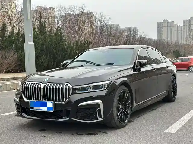 BMW 7 SERIES