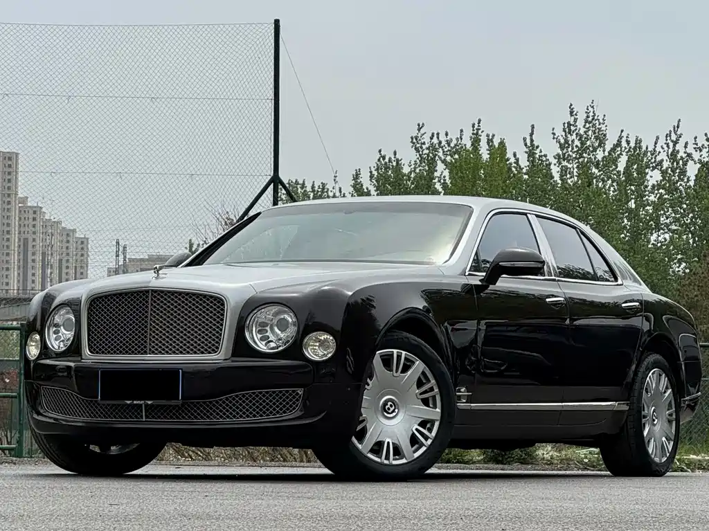 Bentley Mulsanne 6.8T Luxury Edition, фото 7