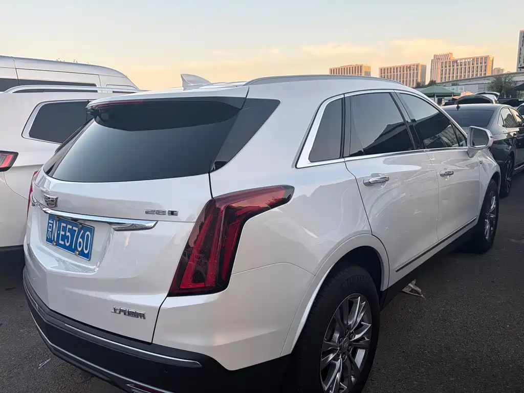 Cadillac XT5 — миниатюра 4