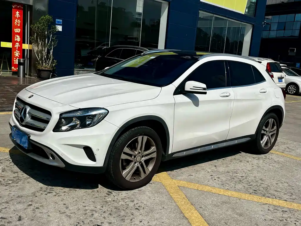 Mercedes-Benz GLA 2017