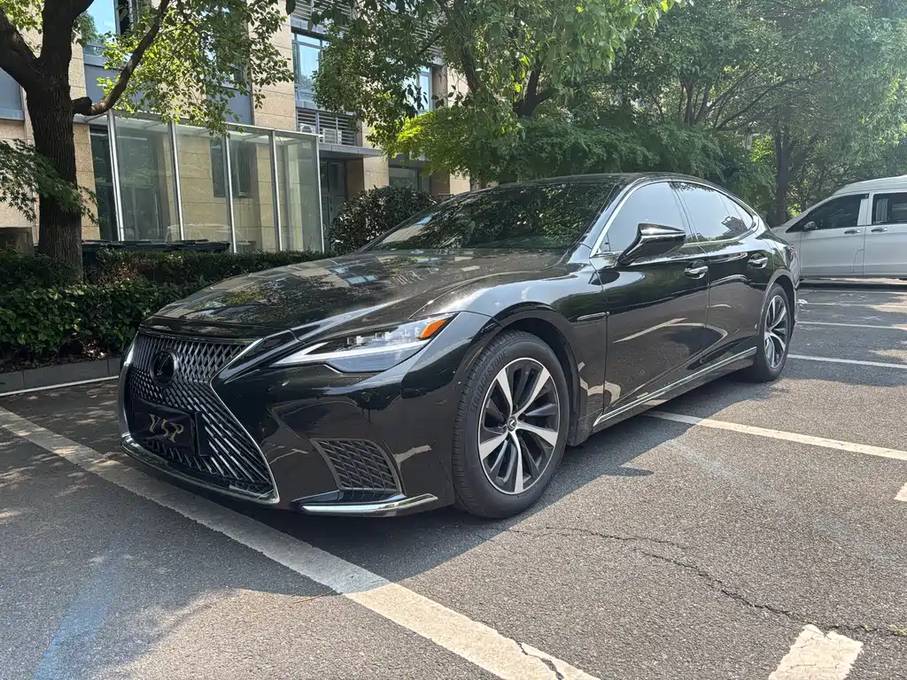 Lexus LS 2024 500h
