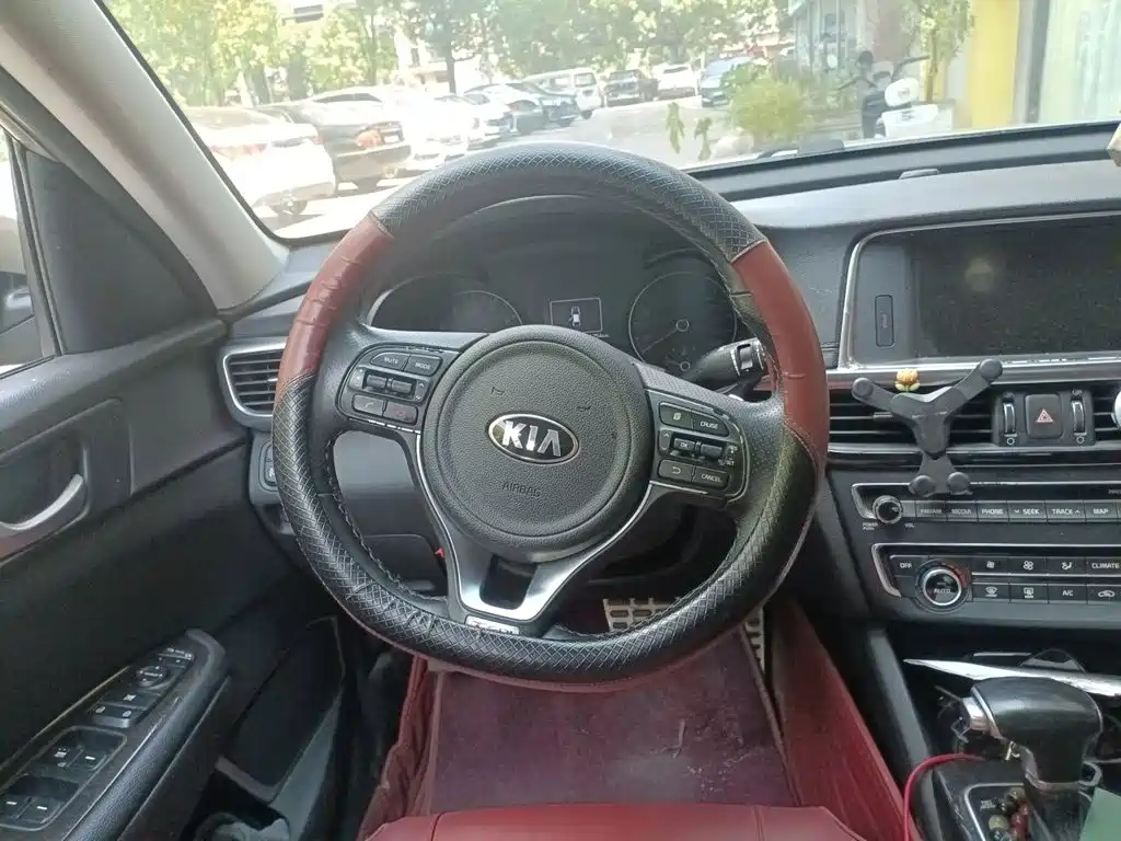 Kia K5 — миниатюра 3