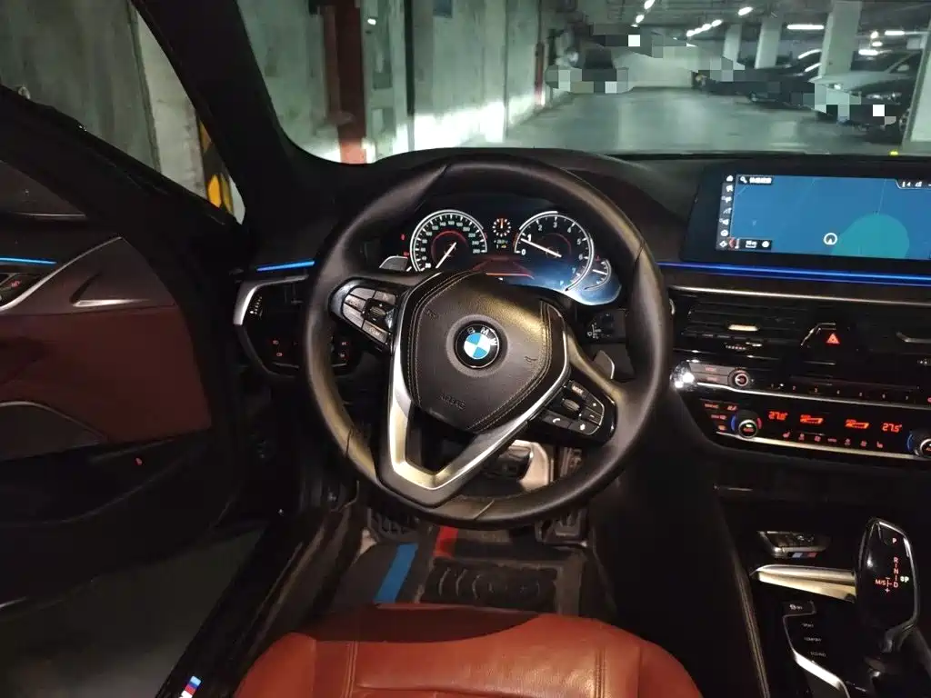 BMW 5 Series — миниатюра 3