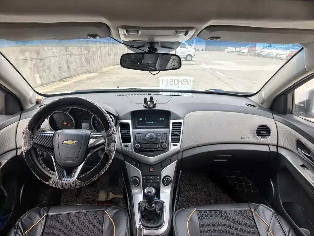 Chevrolet Cruze — миниатюра 9