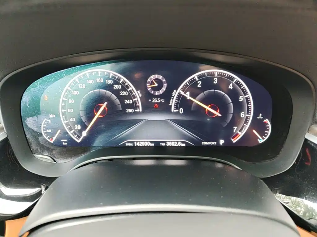 BMW 5 Series (Import) — миниатюра 12