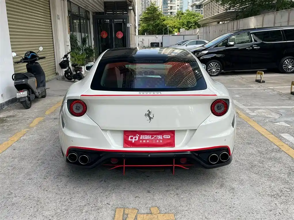 Ferrari FF 2012 6.3L V12