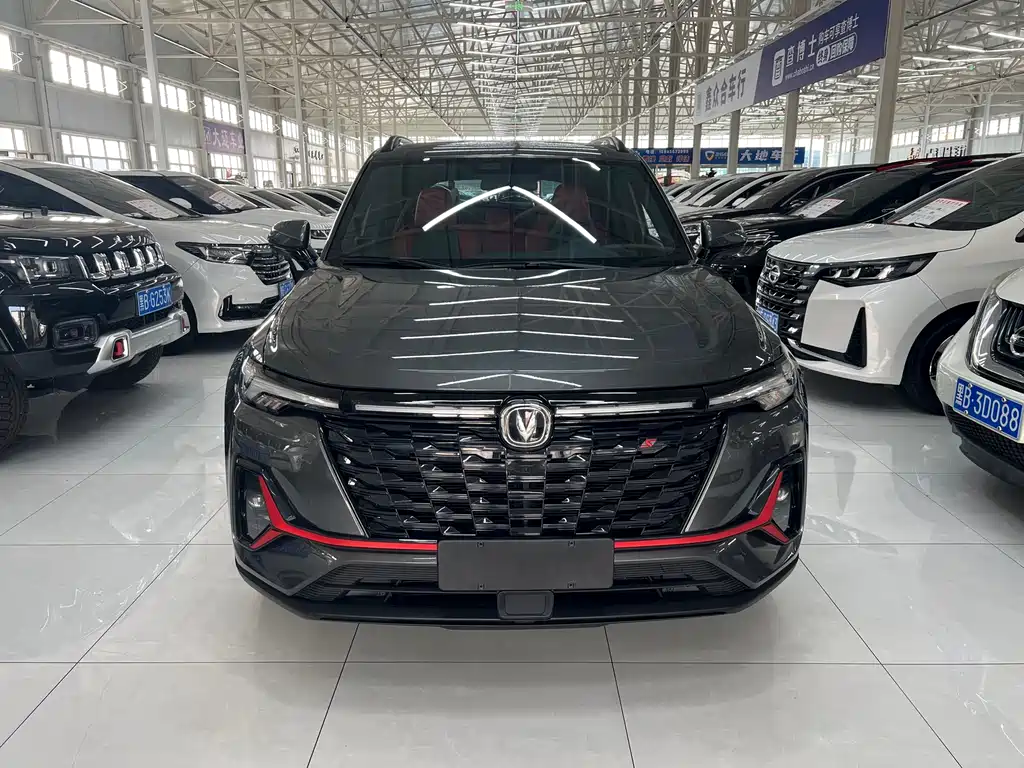 Changan CS35PLUS - фото 2
