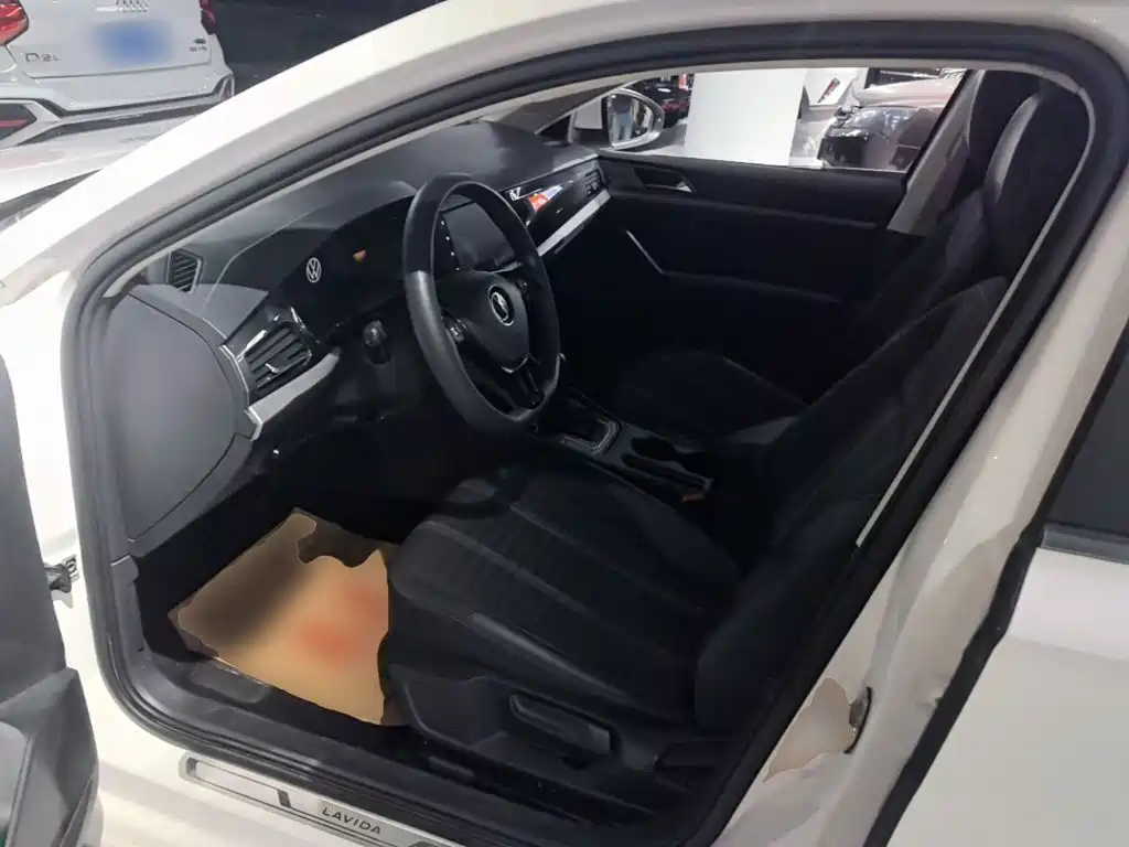 Volkswagen Lavida — миниатюра 16