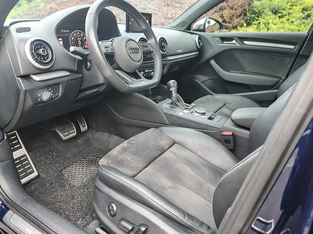 Audi S3 — миниатюра 6