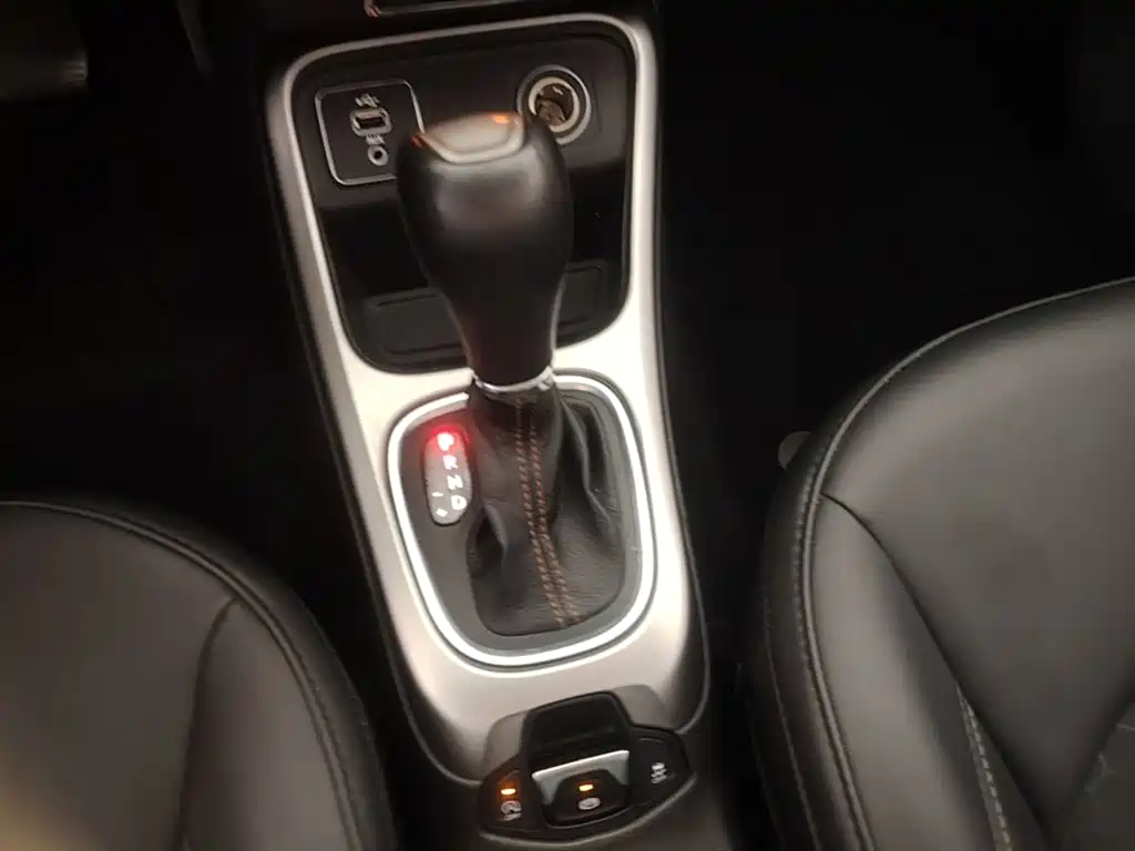 Jeep Compass — миниатюра 14