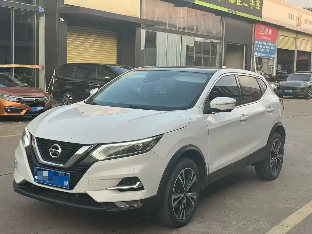 Купить Nissan Qashqai