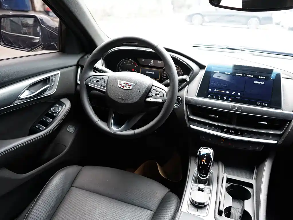 Cadillac CT5 — миниатюра 8