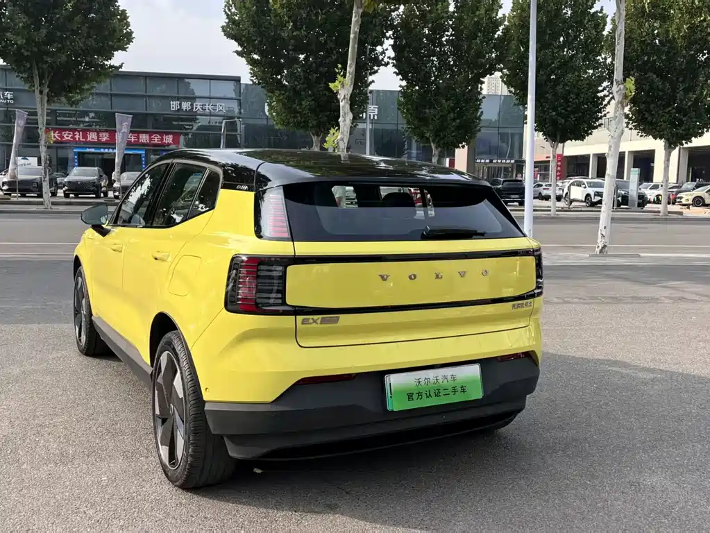 Volvo EX30 — миниатюра 5