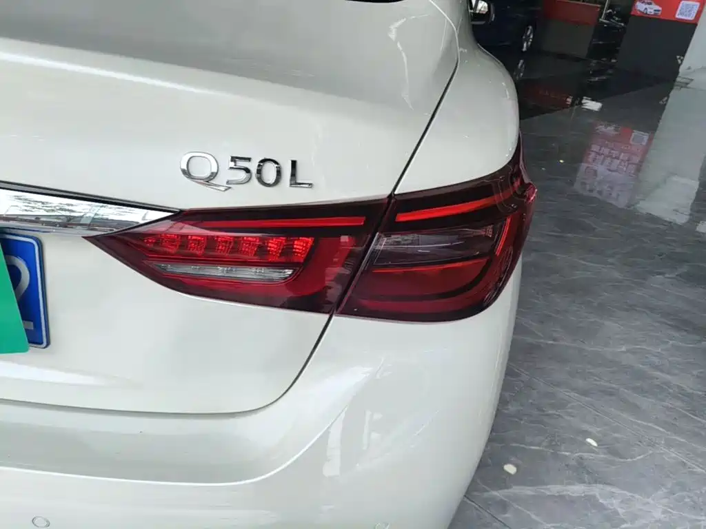 Infiniti Q50L — миниатюра 8