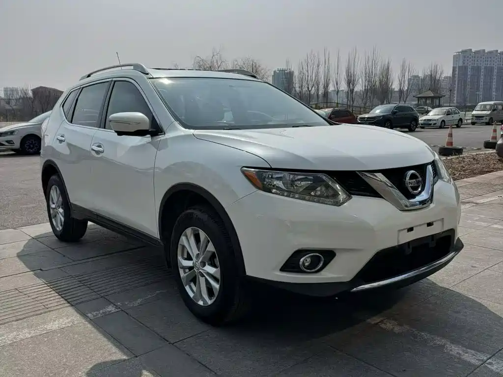 Nissan X-Trail 2014 2.0L CVT Comfort 2WD
