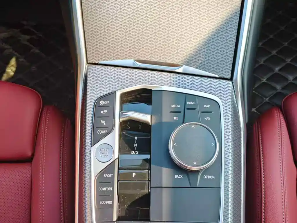 BMW 3 Series — миниатюра 14