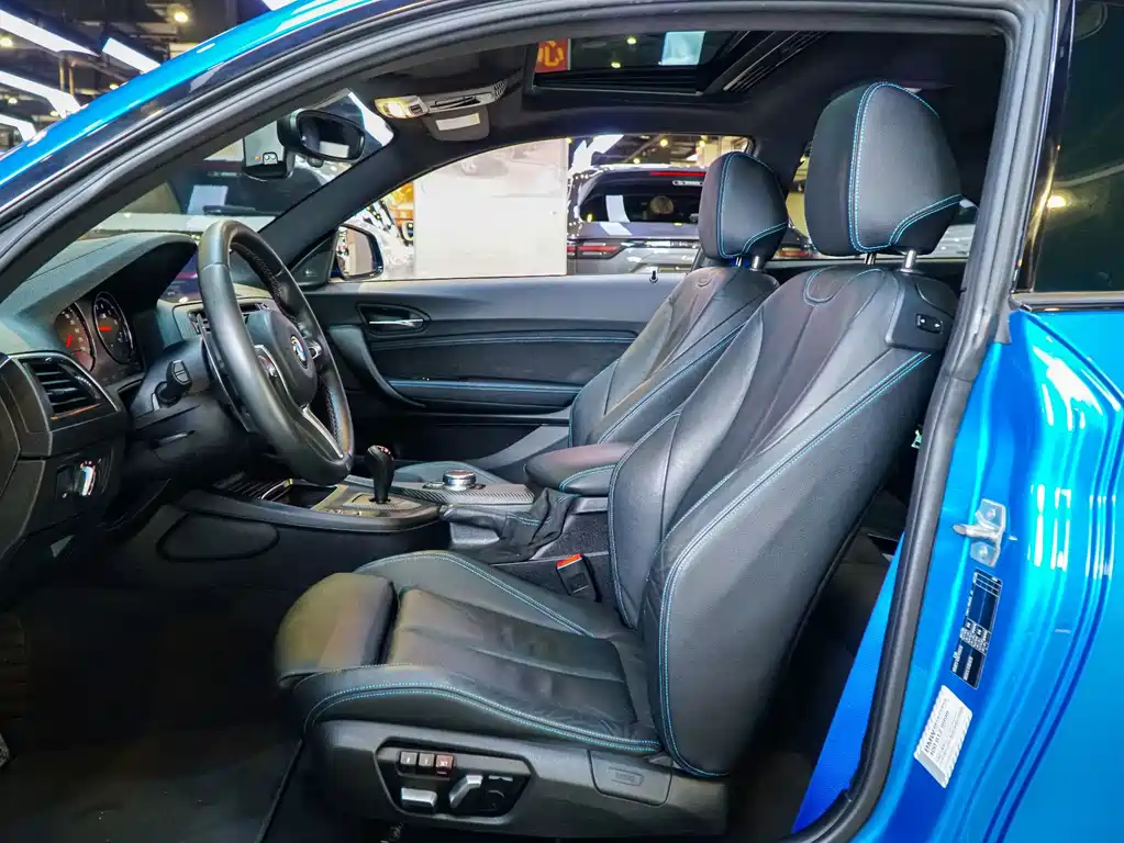 BMW M2 — миниатюра 7