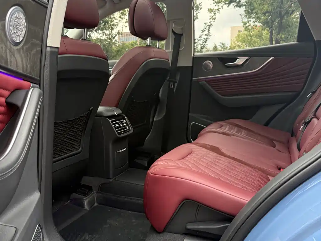 Hongqi Hongqi HS5 — миниатюра 10
